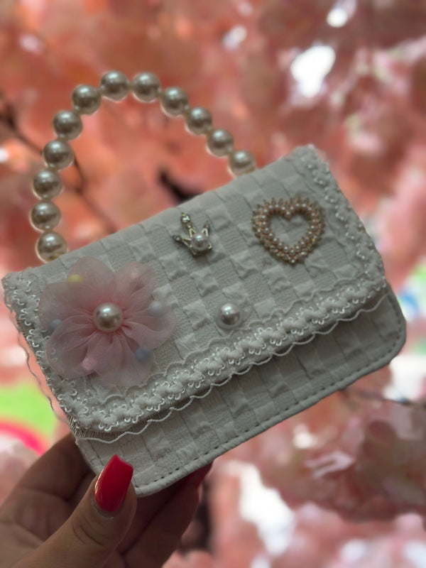 Bolsa Infantil com Detalhes Delicados