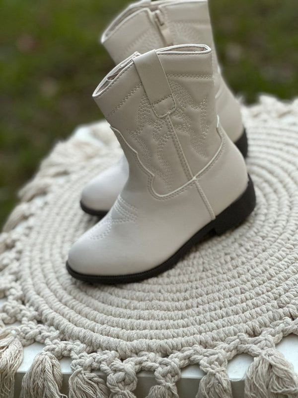 Bota Texana Infantil com Bordado Decorativo