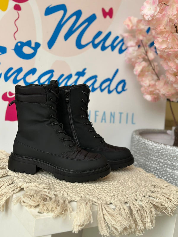 Botas Femininas Pretas com Cano Médio